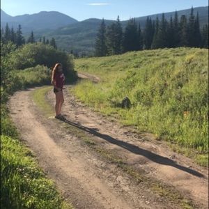 Meet your Posher, Logan